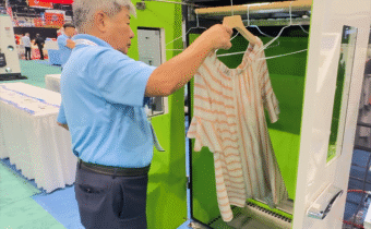 Sammy Ahn demos the Itsumi Steam Cabinet
